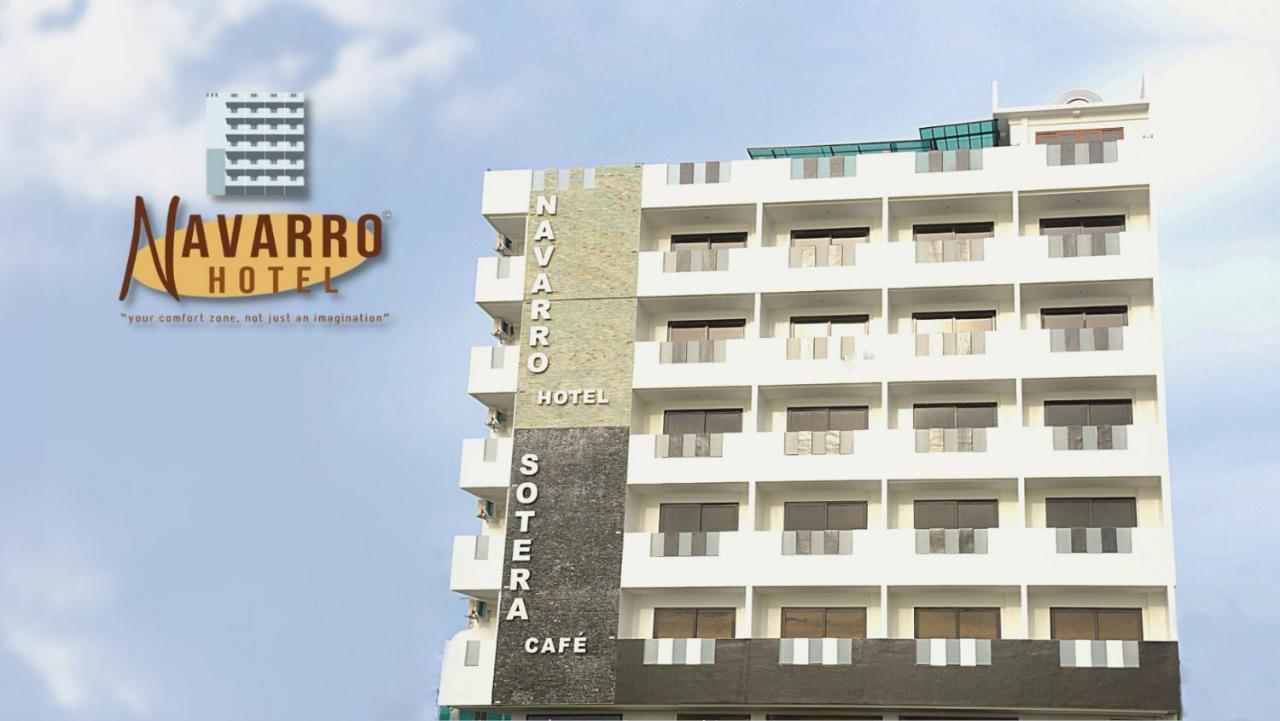 Navarro Hotel Caticlan Exteriör bild